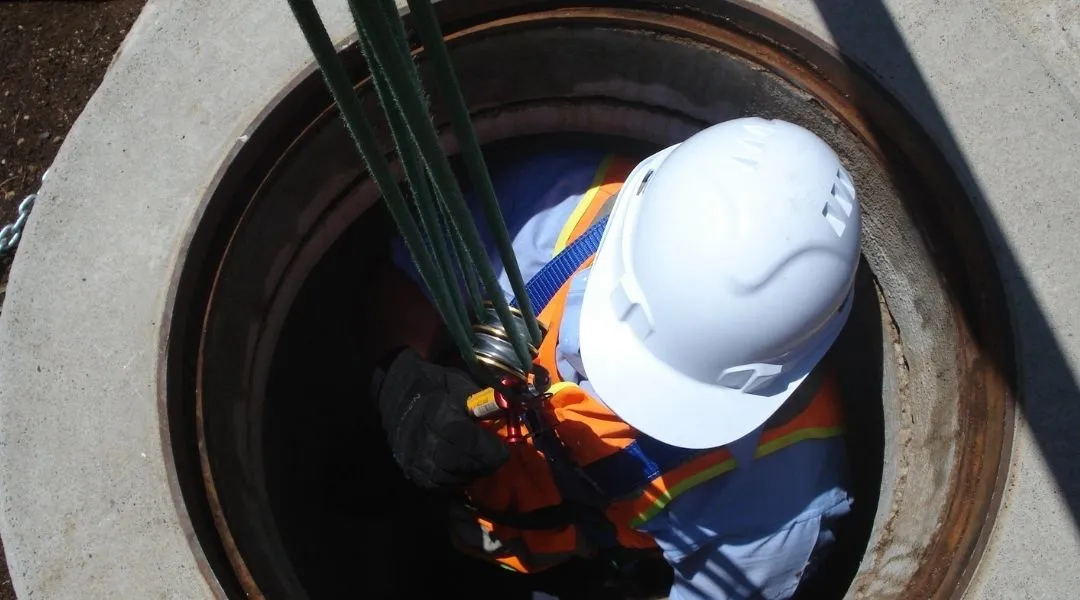 Capacitación en entrada a espacios confinados